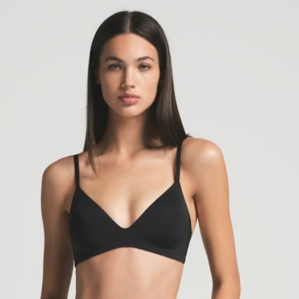 SKIMS Wireless Form T-shirt Demi Bra NWOT in Onyx  Size 36DD
